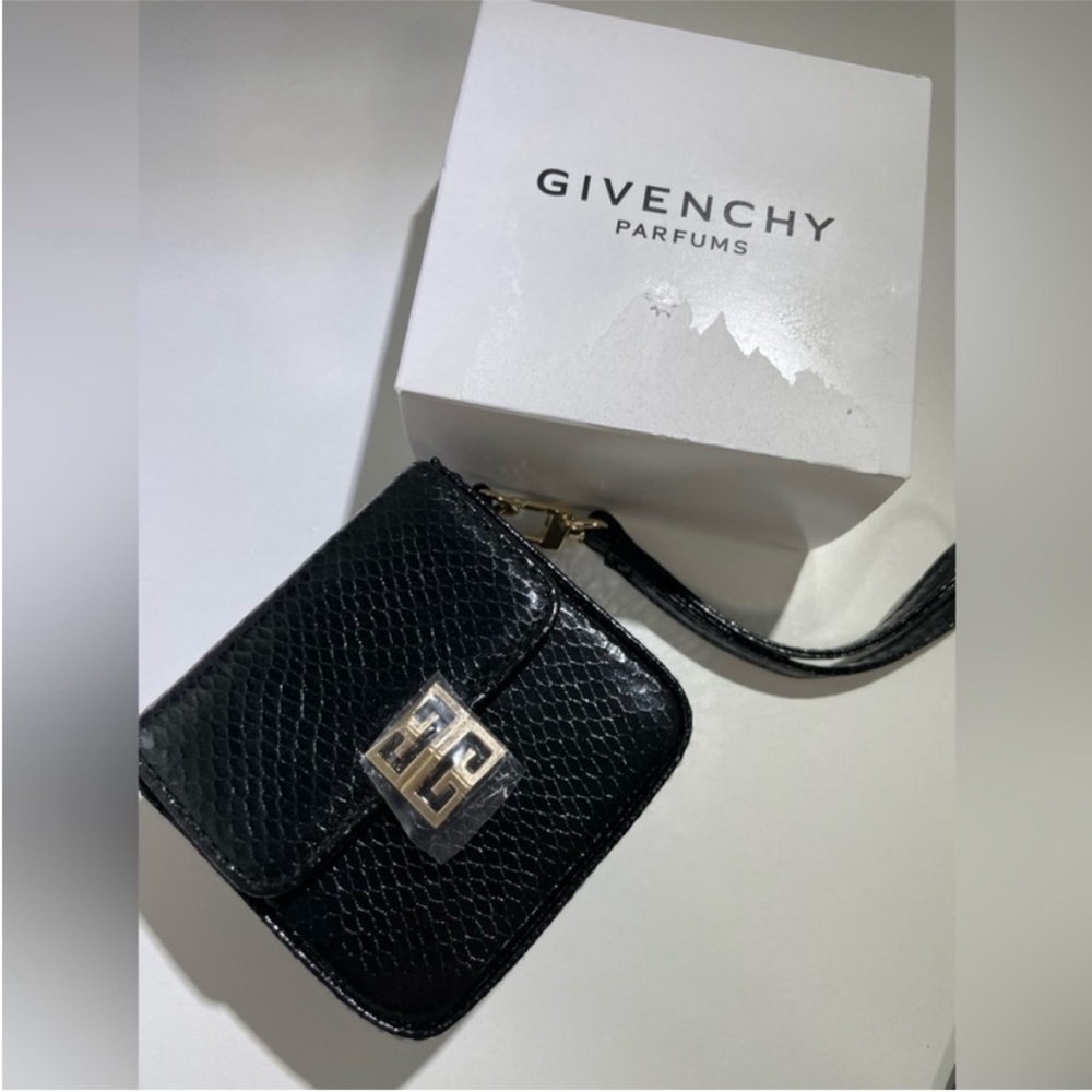 Givenchy parfurms gift pouch